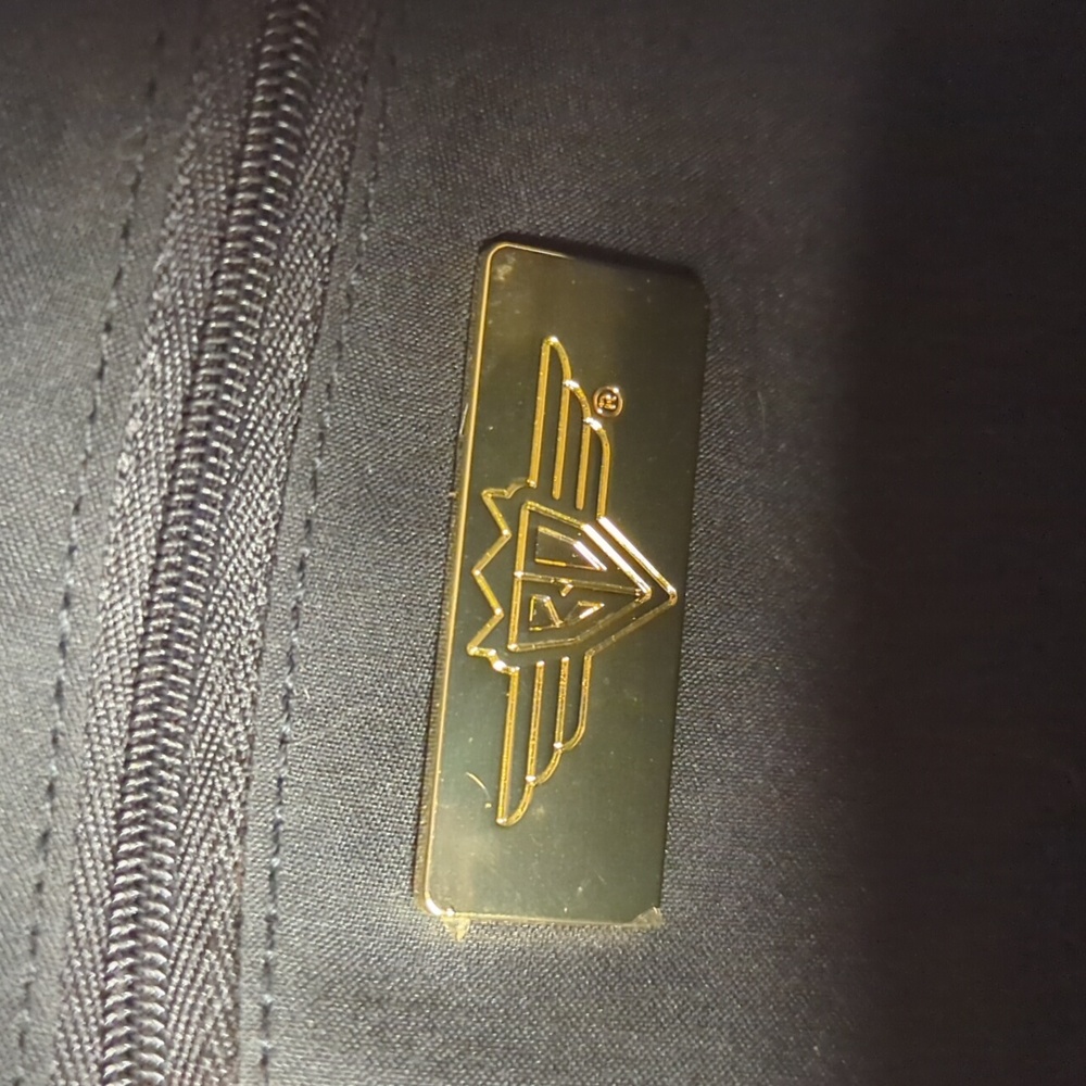 Willy Wonka And The Chocolate Factory Golden Ticket Bag - Picture 7 of 11